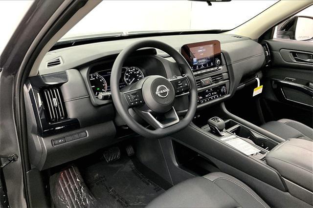 new 2025 Nissan Pathfinder car, priced at $34,761