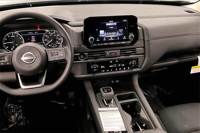new 2025 Nissan Pathfinder car, priced at $34,761