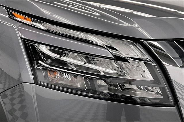 new 2025 Nissan Pathfinder car, priced at $34,761