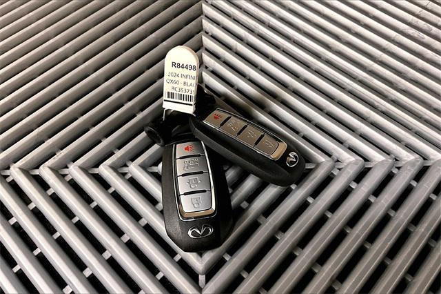 used 2024 INFINITI QX60 car, priced at $40,887