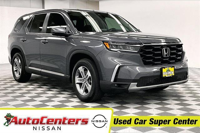 used 2025 Honda Pilot car, priced at $43,798