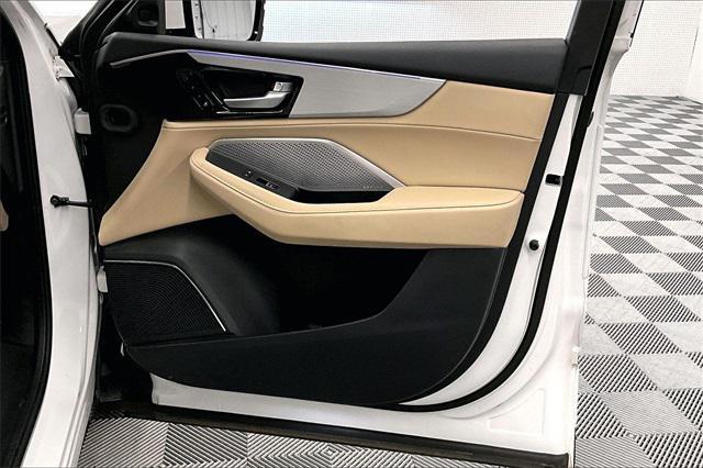 used 2022 Acura MDX car, priced at $36,195