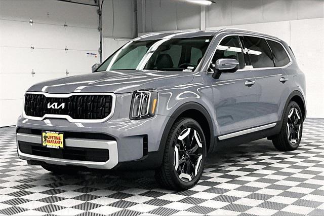 used 2024 Kia Telluride car, priced at $36,820