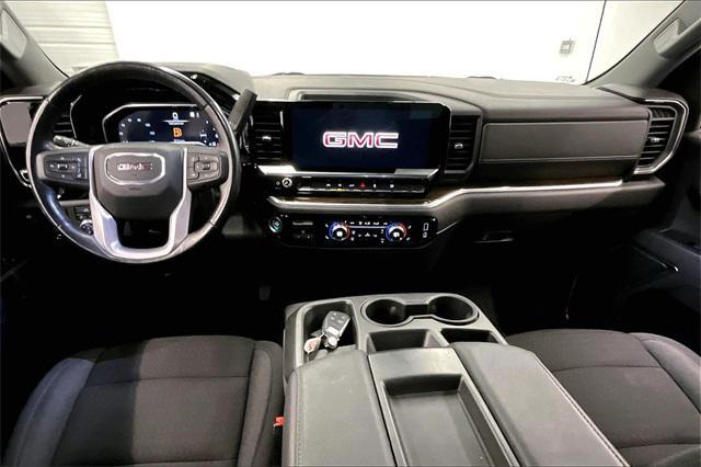 used 2022 GMC Sierra 1500 car, priced at $39,995