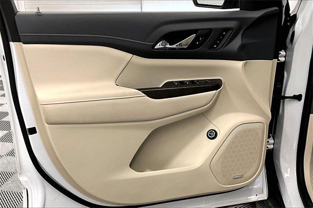 used 2023 GMC Acadia car, priced at $37,702