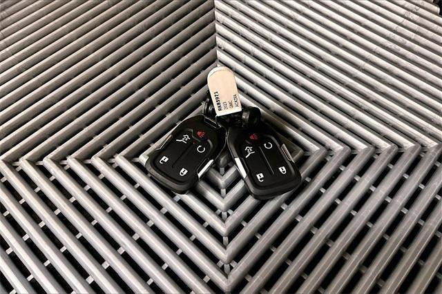 used 2023 GMC Acadia car, priced at $37,702