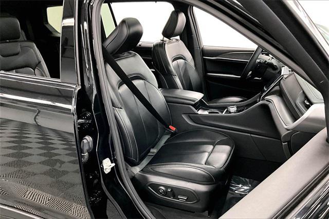 used 2024 Jeep Grand Cherokee L car, priced at $39,593