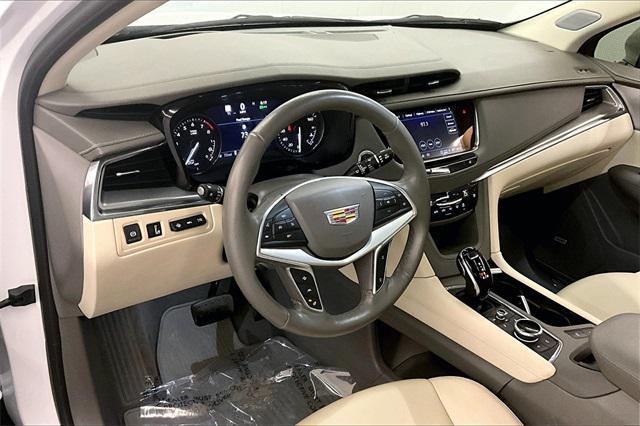 used 2024 Cadillac XT5 car, priced at $44,995