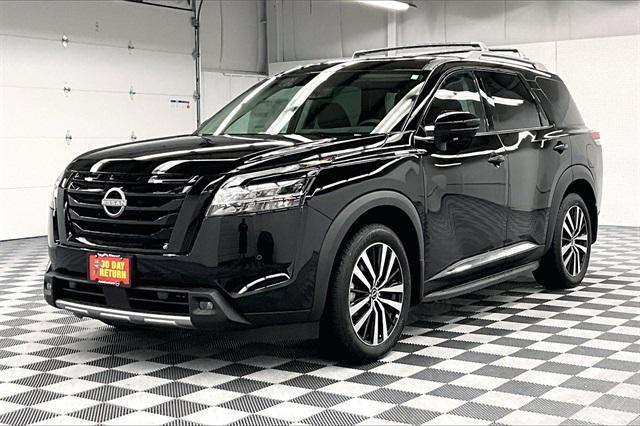 new 2024 Nissan Pathfinder car, priced at $46,428