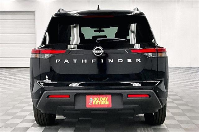new 2025 Nissan Pathfinder car, priced at $38,114