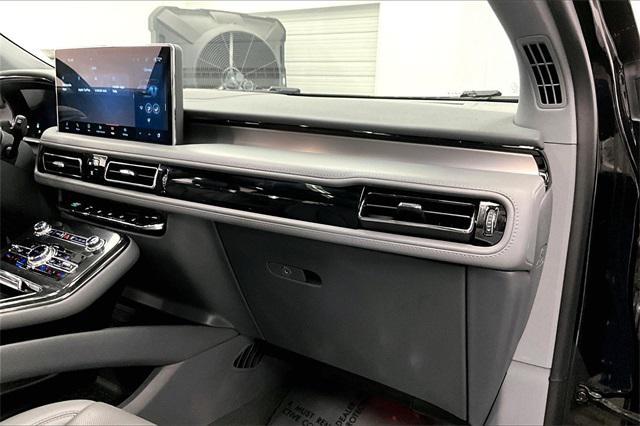 used 2023 Lincoln Nautilus car, priced at $39,648