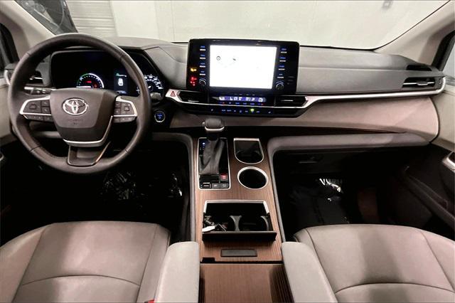 used 2021 Toyota Sienna car, priced at $35,298