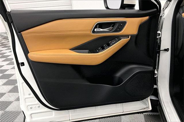 used 2022 Nissan Rogue car, priced at $28,864