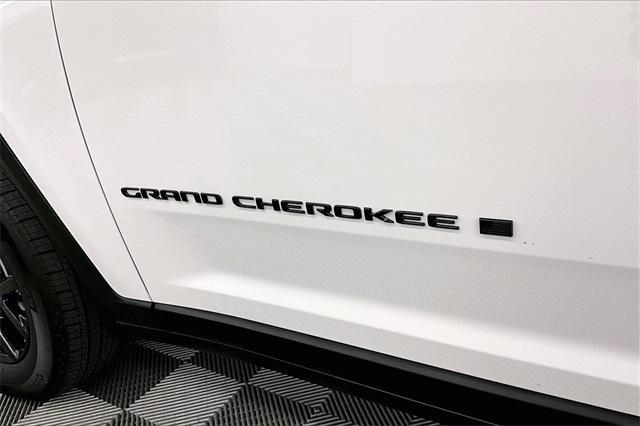 used 2024 Jeep Grand Cherokee car, priced at $31,912