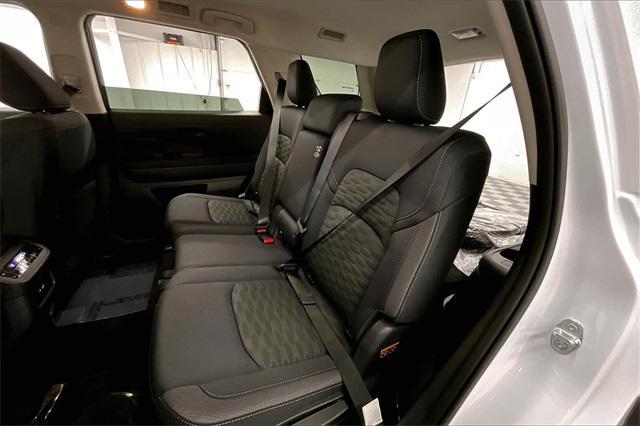 new 2025 Nissan Pathfinder car, priced at $38,305