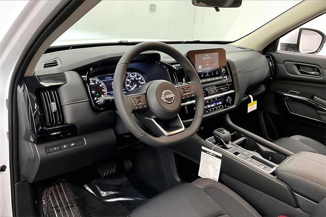 new 2025 Nissan Pathfinder car, priced at $38,305