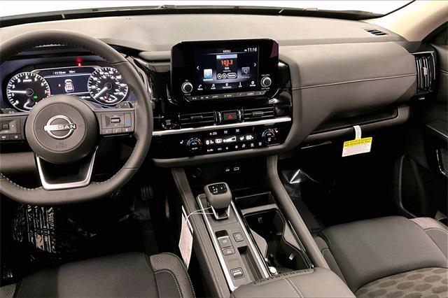 new 2025 Nissan Pathfinder car, priced at $38,305