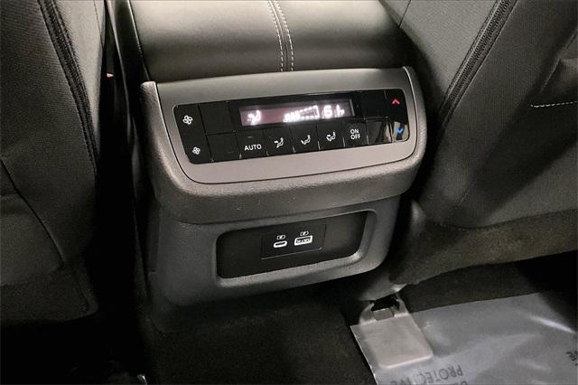 new 2025 Nissan Pathfinder car, priced at $38,305