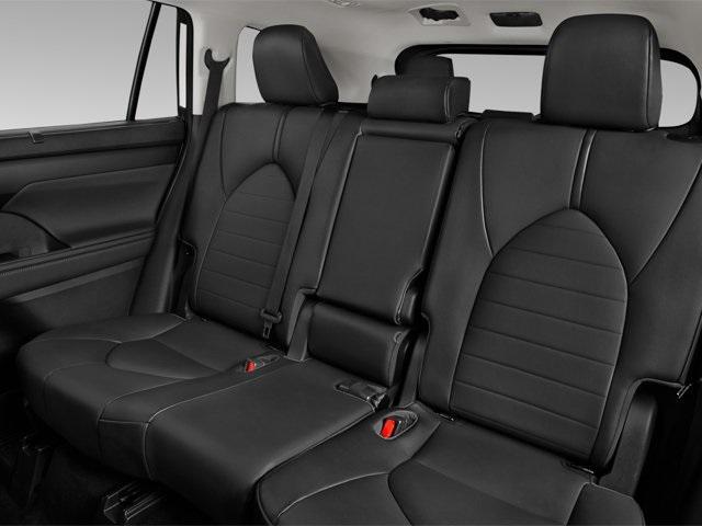 used 2022 Toyota Highlander car, priced at $39,587