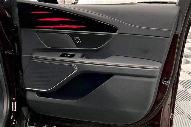 used 2025 Lincoln Nautilus car, priced at $49,998