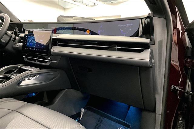 used 2025 Lincoln Nautilus car, priced at $49,998