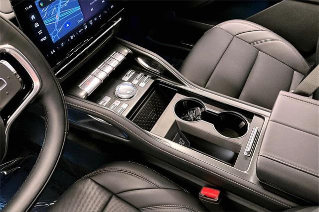 used 2025 Lincoln Nautilus car, priced at $49,998