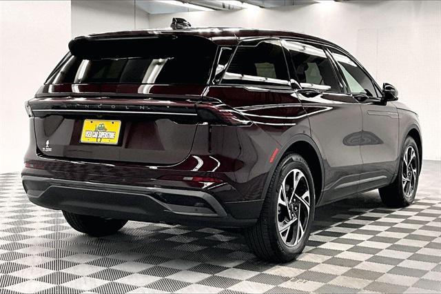 used 2025 Lincoln Nautilus car, priced at $49,998