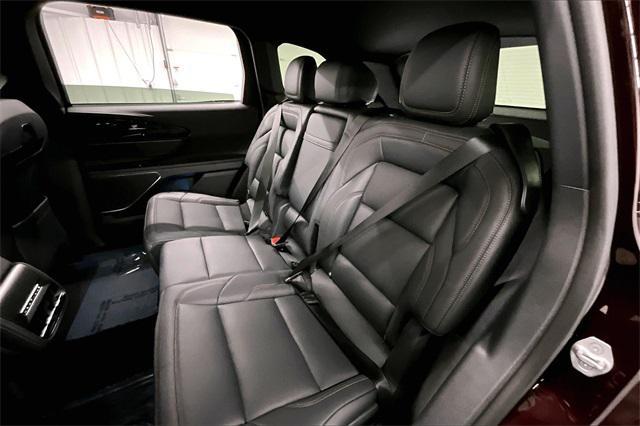 used 2025 Lincoln Nautilus car, priced at $49,998