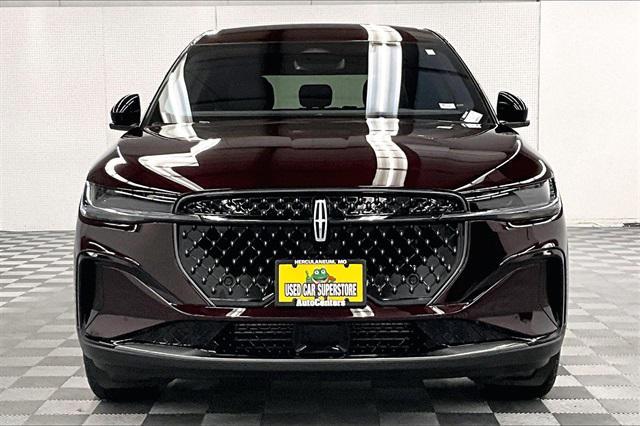 used 2025 Lincoln Nautilus car, priced at $49,998