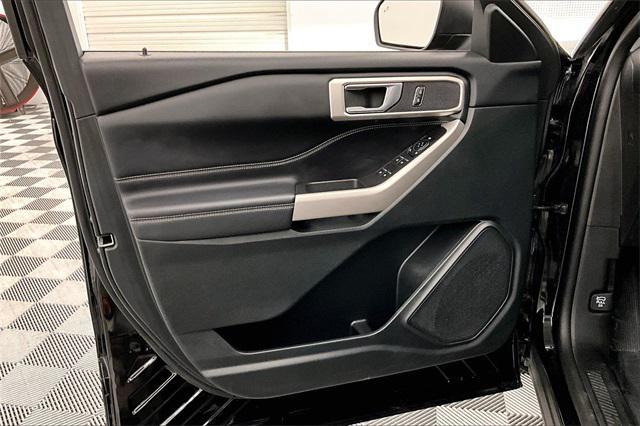 used 2024 Ford Explorer car
