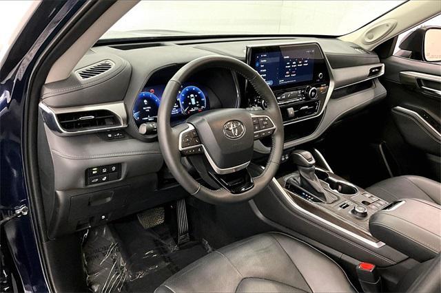 used 2024 Toyota Highlander car, priced at $49,762