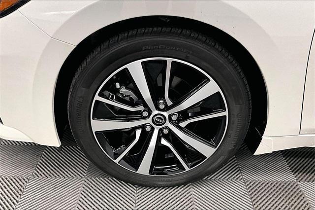 used 2023 Nissan Maxima car, priced at $26,427