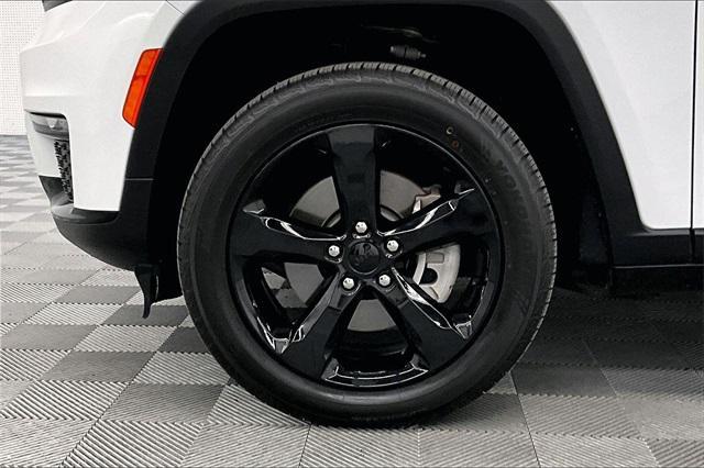 used 2023 Jeep Grand Cherokee L car, priced at $34,034