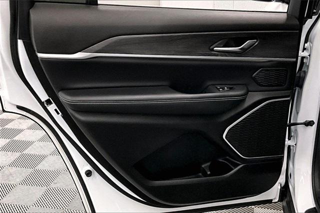 used 2023 Jeep Grand Cherokee L car, priced at $34,034