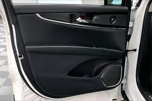 used 2022 Lincoln Nautilus car, priced at $36,336