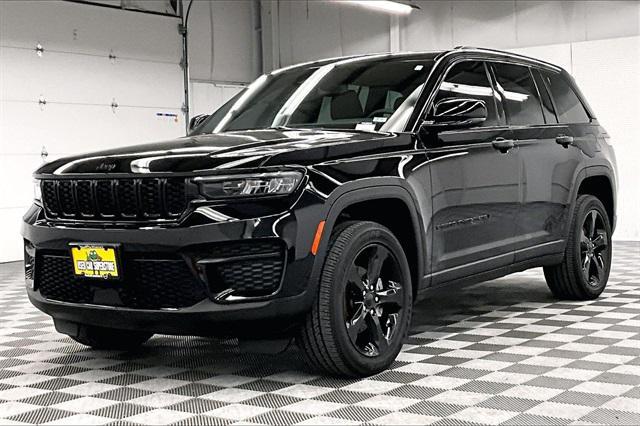 used 2023 Jeep Grand Cherokee car, priced at $31,998