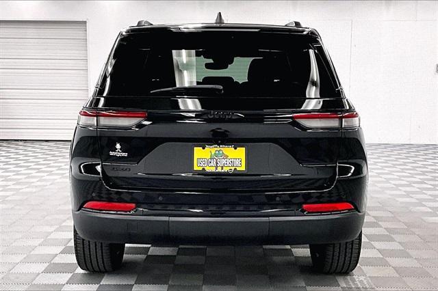 used 2023 Jeep Grand Cherokee car, priced at $31,998