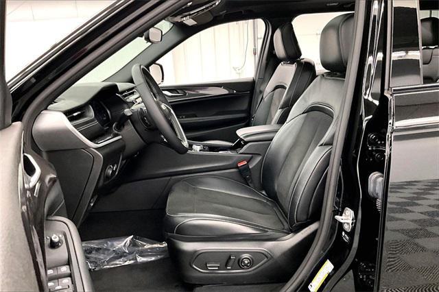 used 2023 Jeep Grand Cherokee car, priced at $31,998