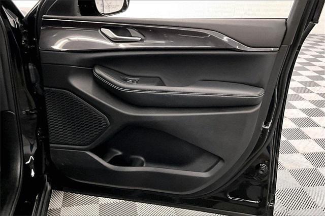 used 2023 Jeep Grand Cherokee car, priced at $31,998