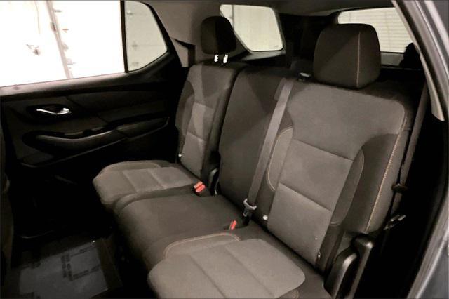 used 2021 Chevrolet Traverse car, priced at $22,997