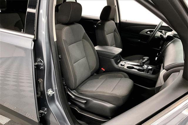 used 2021 Chevrolet Traverse car, priced at $22,997