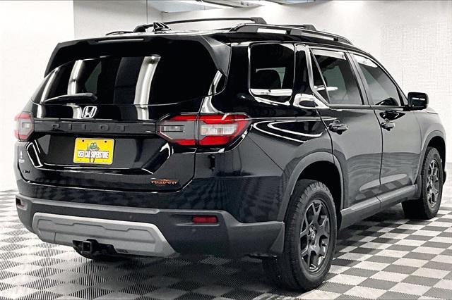 used 2023 Honda Pilot car, priced at $39,995