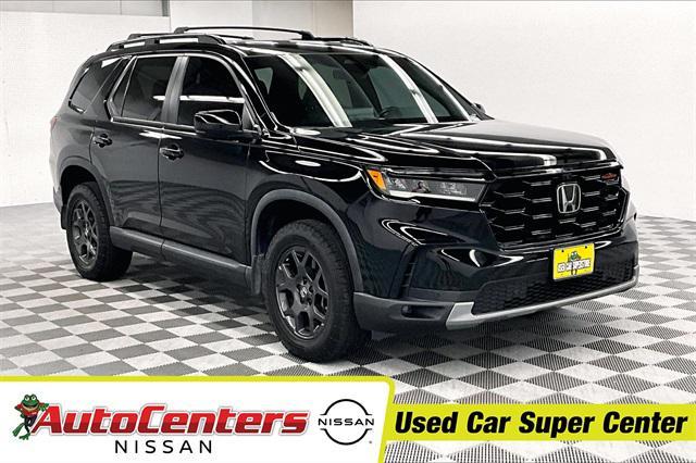 used 2023 Honda Pilot car, priced at $39,995