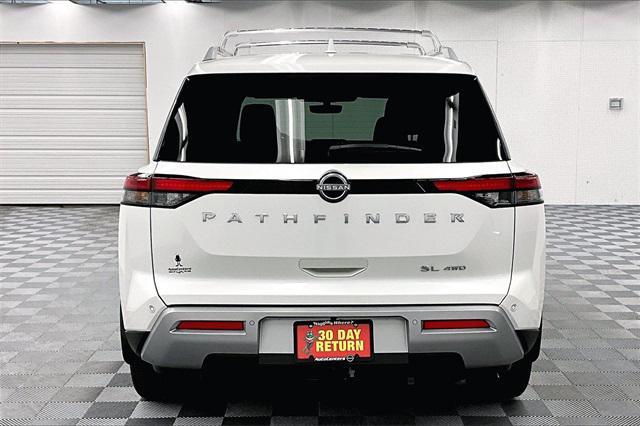 new 2024 Nissan Pathfinder car, priced at $42,170