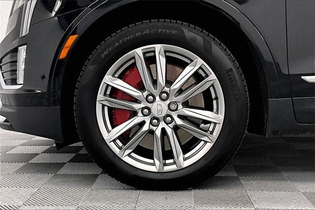 used 2023 Cadillac XT5 car, priced at $31,986
