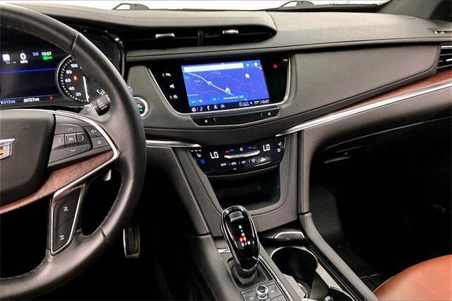 used 2023 Cadillac XT5 car, priced at $31,986