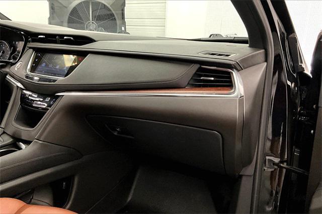 used 2023 Cadillac XT5 car, priced at $31,986