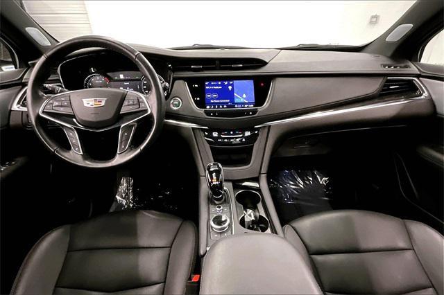 used 2022 Cadillac XT5 car, priced at $28,998
