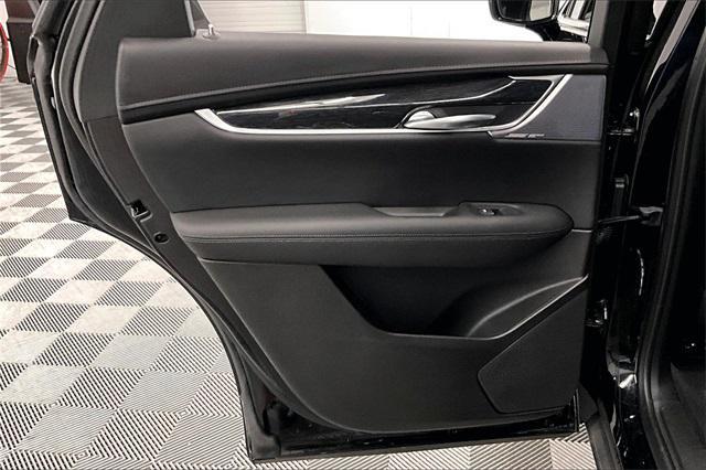 used 2022 Cadillac XT5 car, priced at $28,998