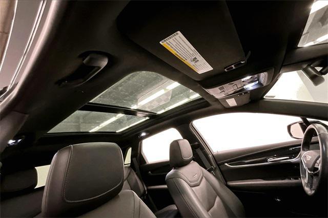 used 2022 Cadillac XT5 car, priced at $28,998